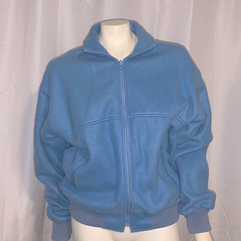 VGT‎ 80’s pastel blue fleece zip up sweater. Large